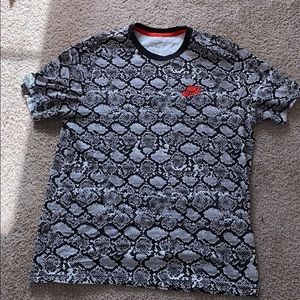 men’s Nike t-shirt